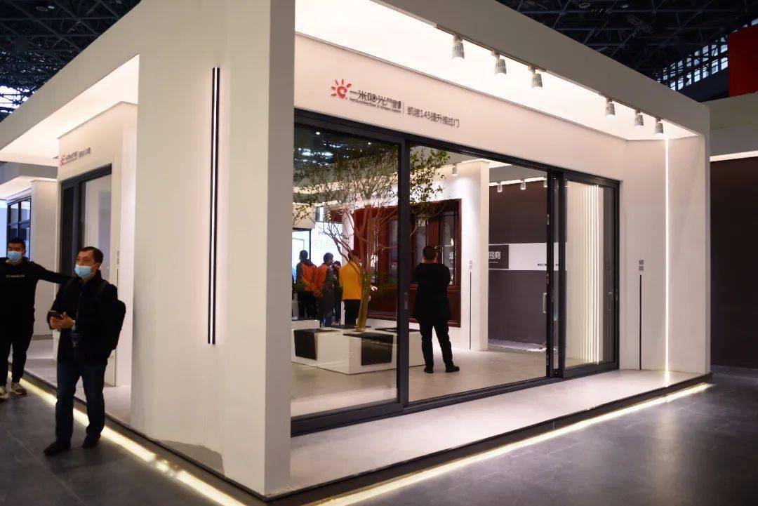 点击进入看图评论