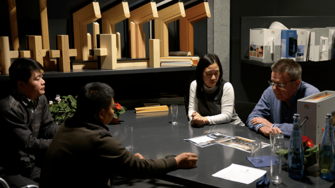 点击进入看图评论